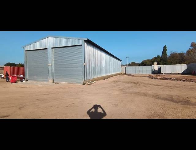 LAND PROPERTY TO RENT IN POMONA